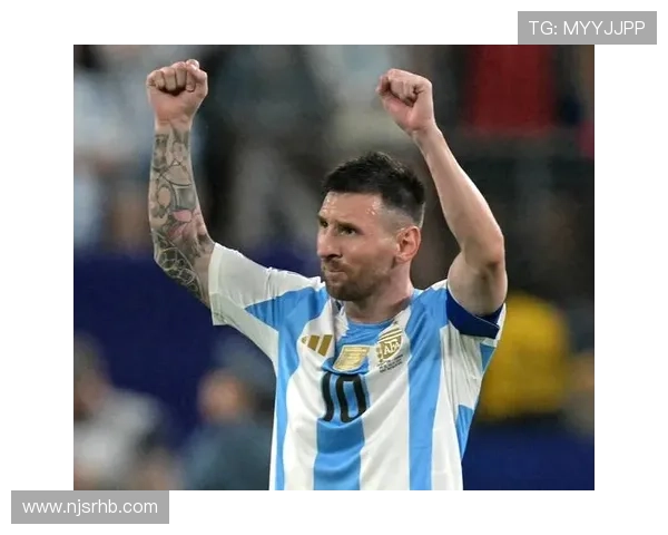 足坛巨变！梅西转会加盟新俱乐部，豪门竞争加剧引发热议